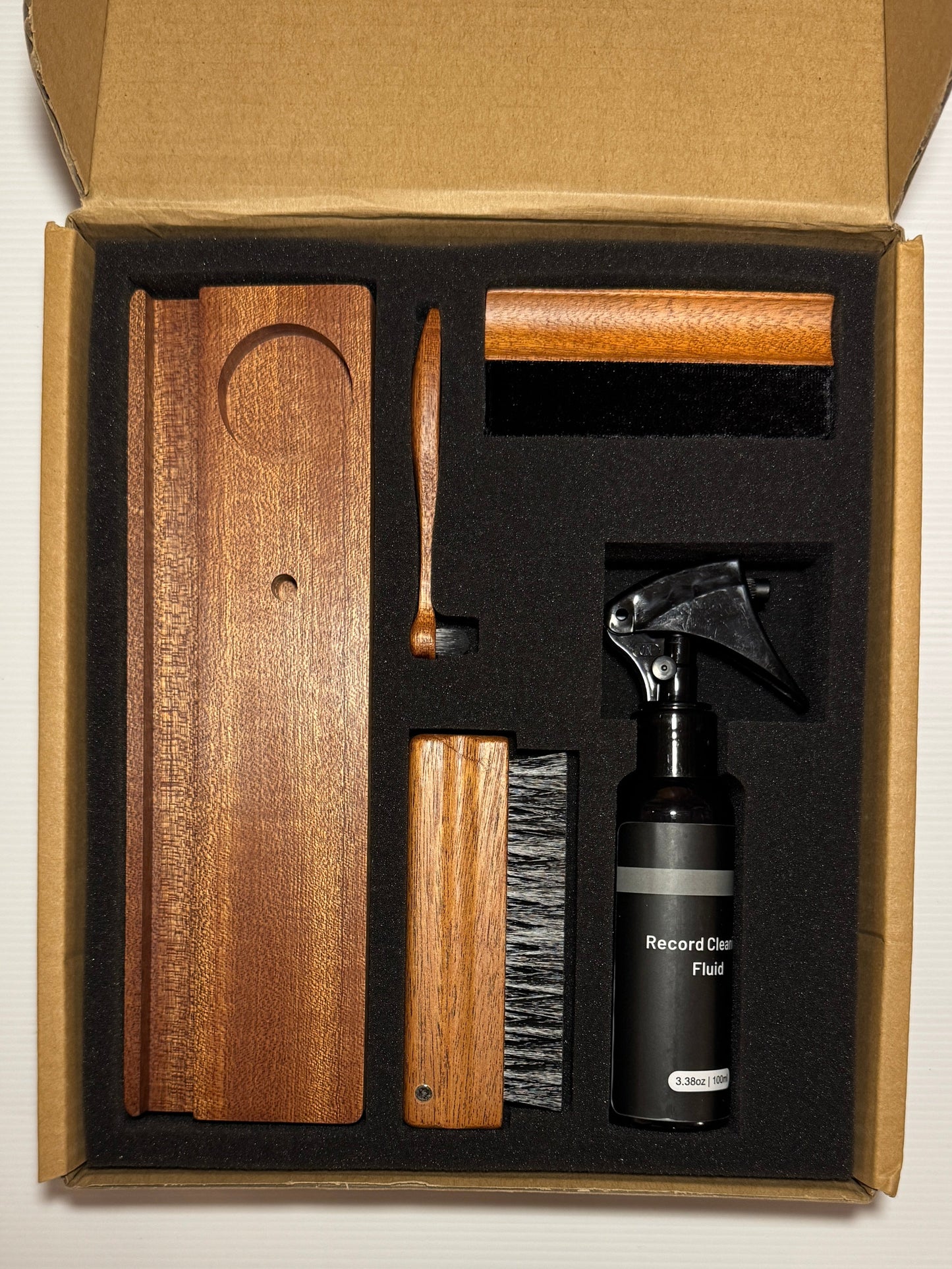Deluxe Cleaner Set & Record Holder